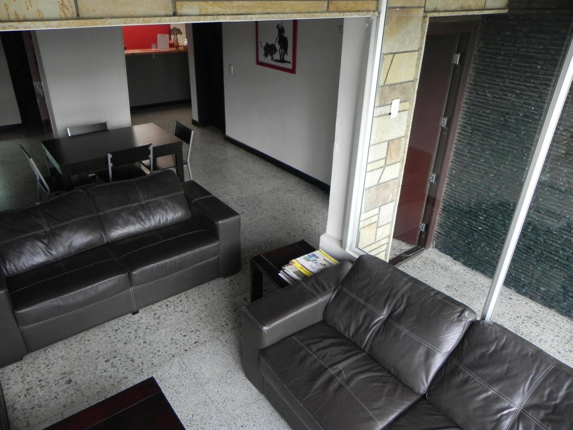 Hostal Tamarindo Inn Medellín Exteriér fotografie
