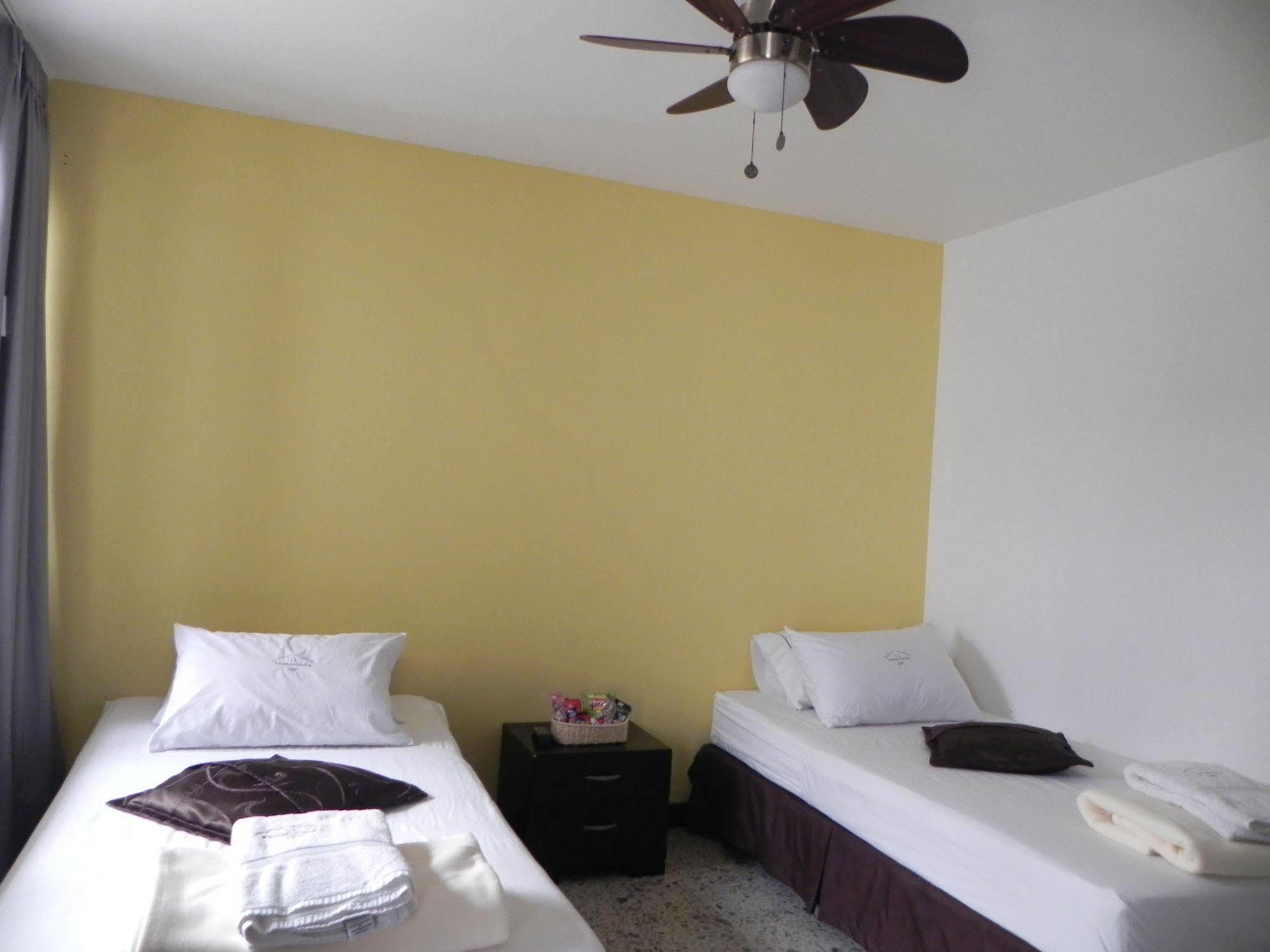 Hostal Tamarindo Inn Medellín Exteriér fotografie