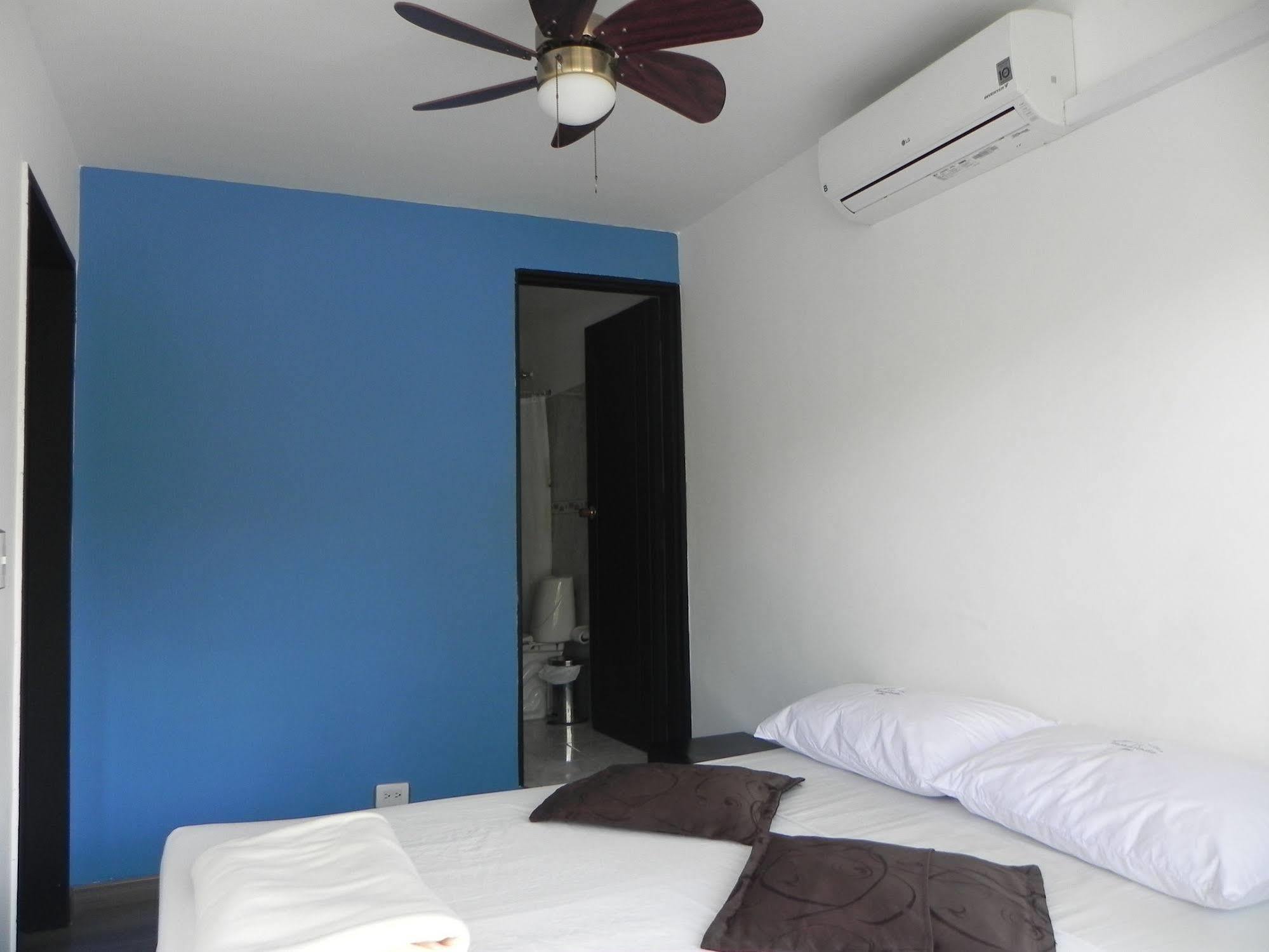 Hostal Tamarindo Inn Medellín Exteriér fotografie