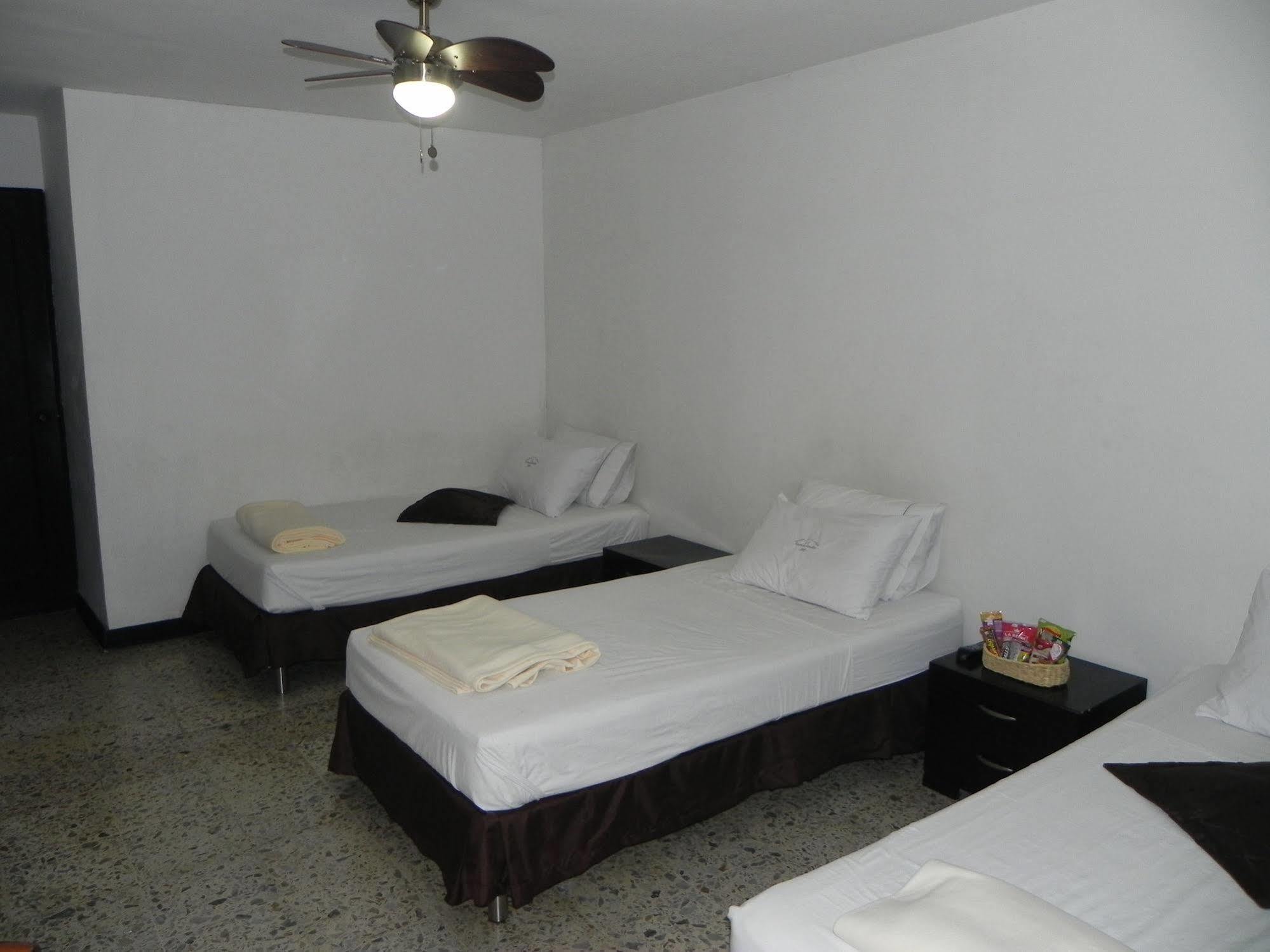 Hostal Tamarindo Inn Medellín Exteriér fotografie